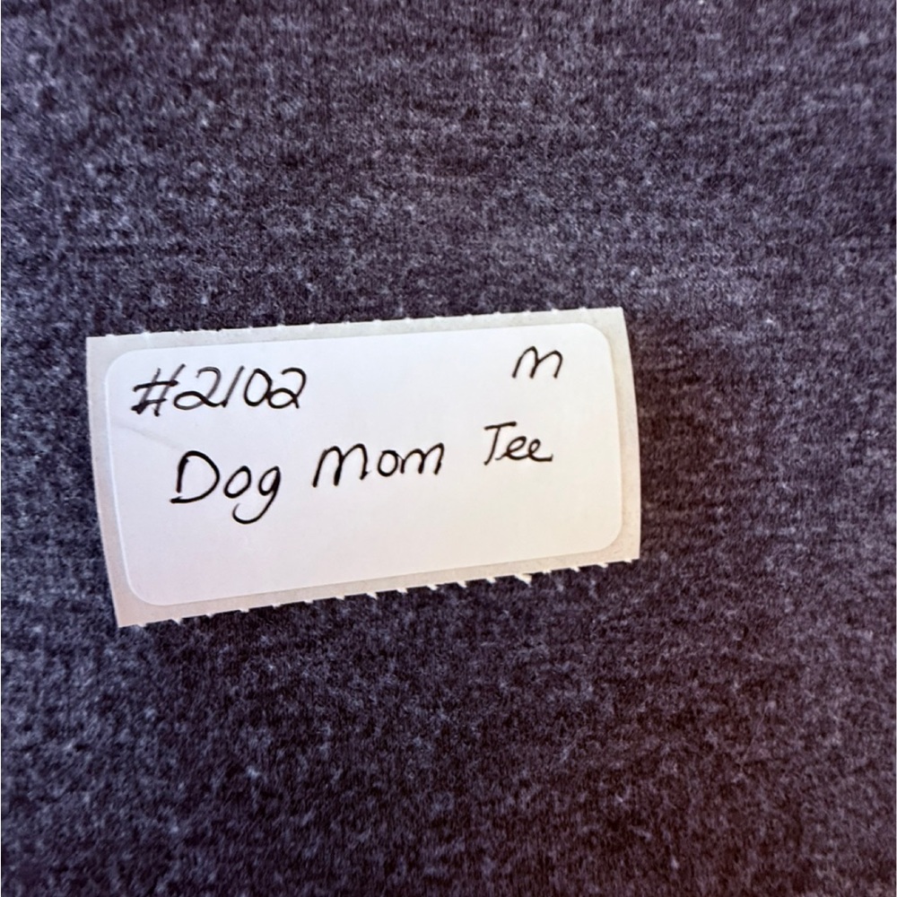Dog Mom T-Shirt - Gray, Medium - Picture 6 of 6